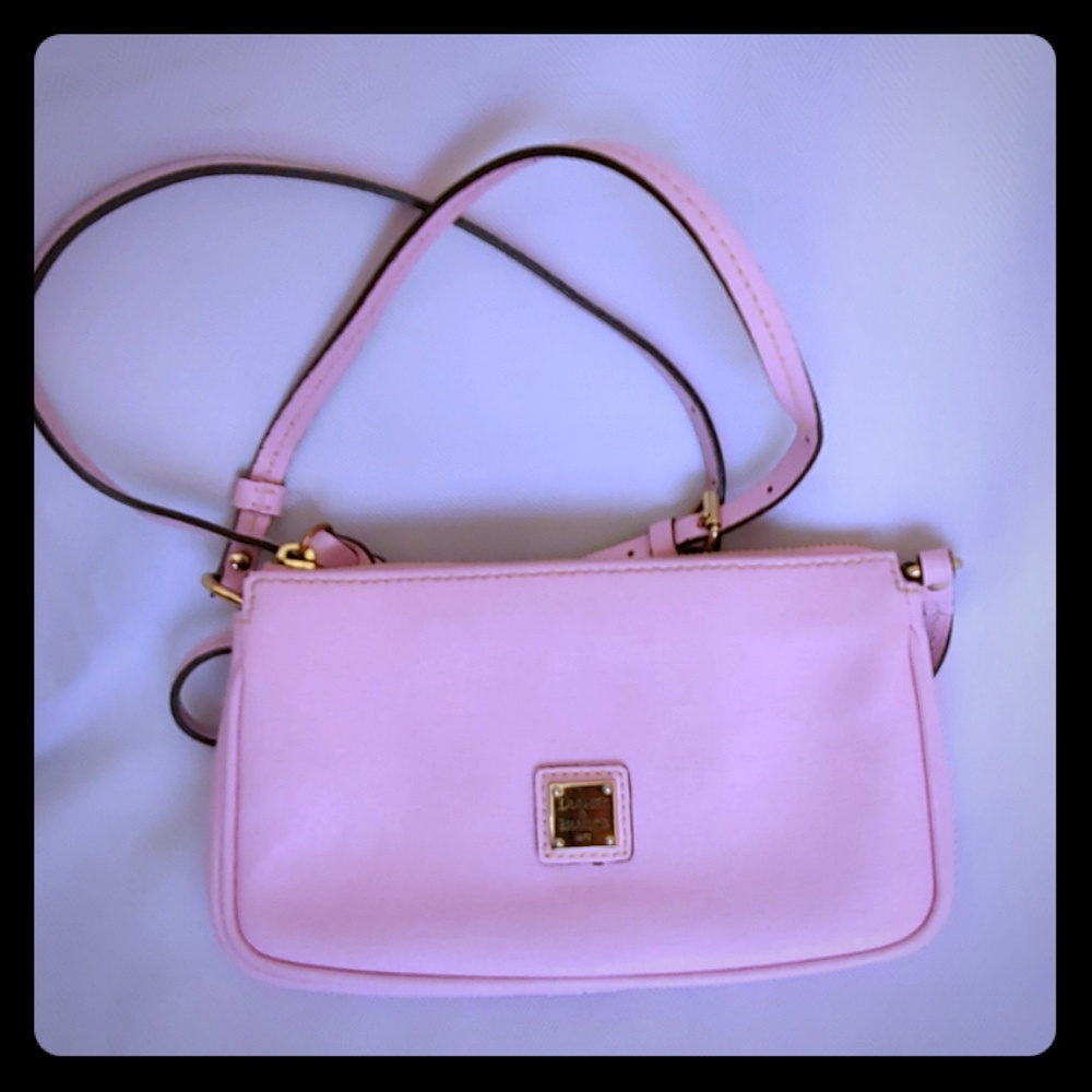 Dooney and Bourke Crossbody Bag Pink.